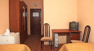 Гостиница Двина Великий Устюг Двухместный номер эконом-класса с 2 отдельными кроватями-2